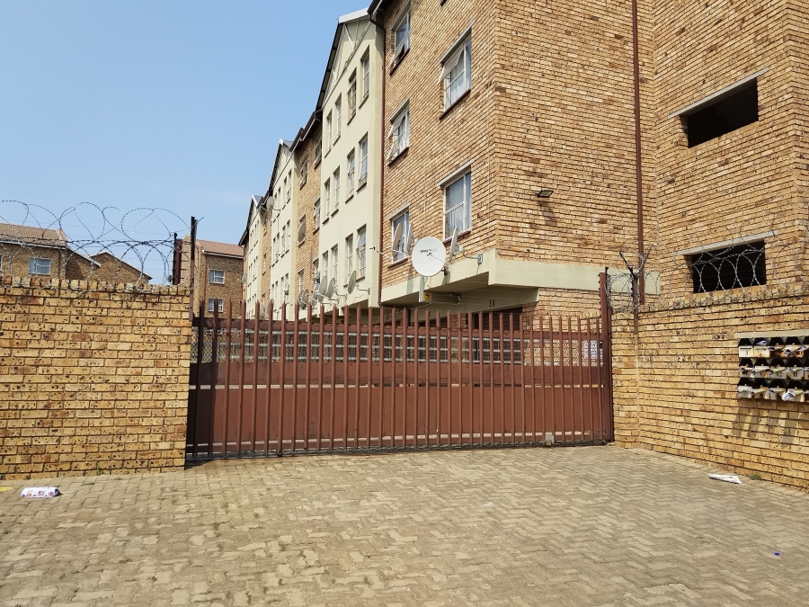 2 Bedroom Property for Sale in Allen Grove Gauteng