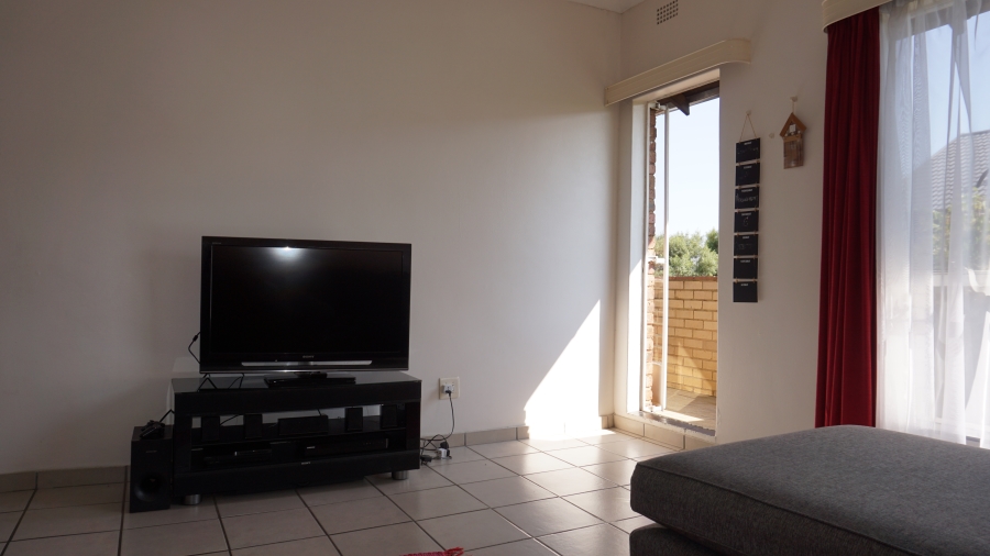 To Let 2 Bedroom Property for Rent in Horizon View Gauteng