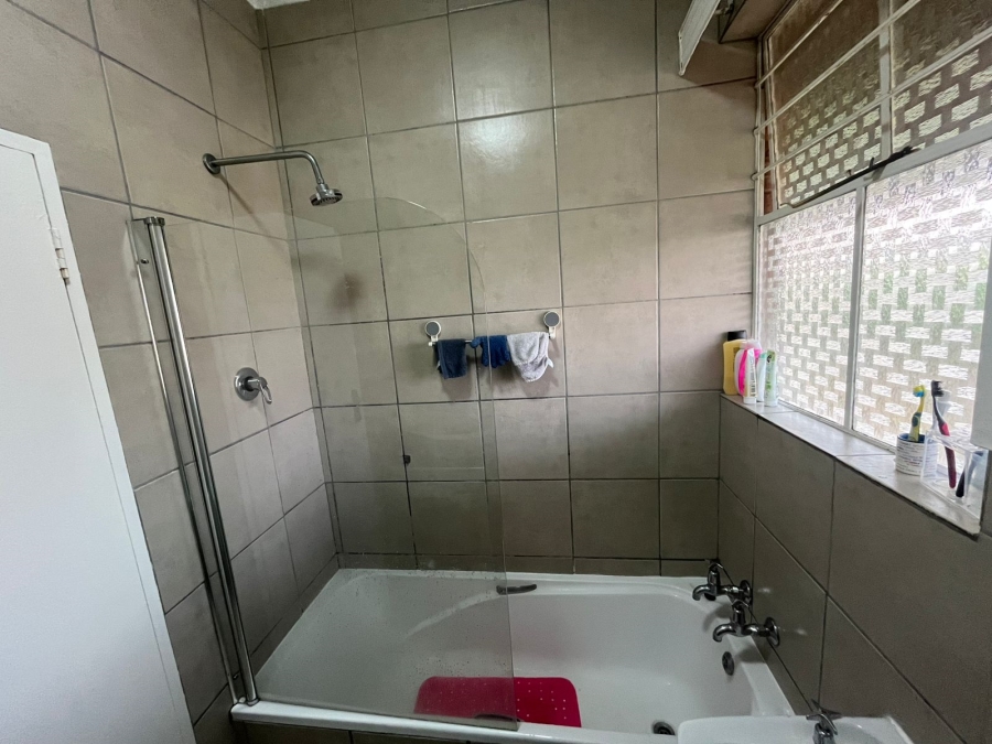 To Let 2 Bedroom Property for Rent in Horizon View Gauteng
