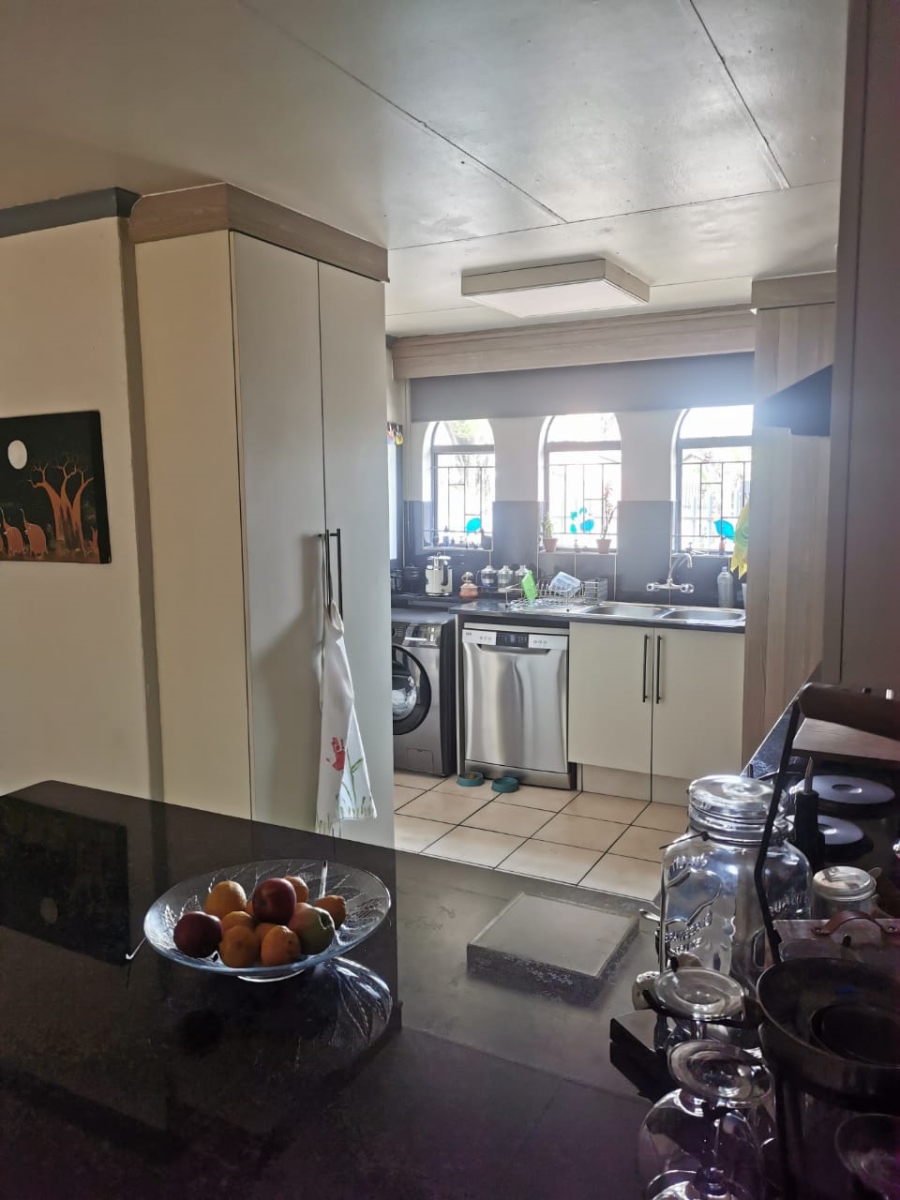 2 Bedroom Property for Sale in Huntingdon Gauteng