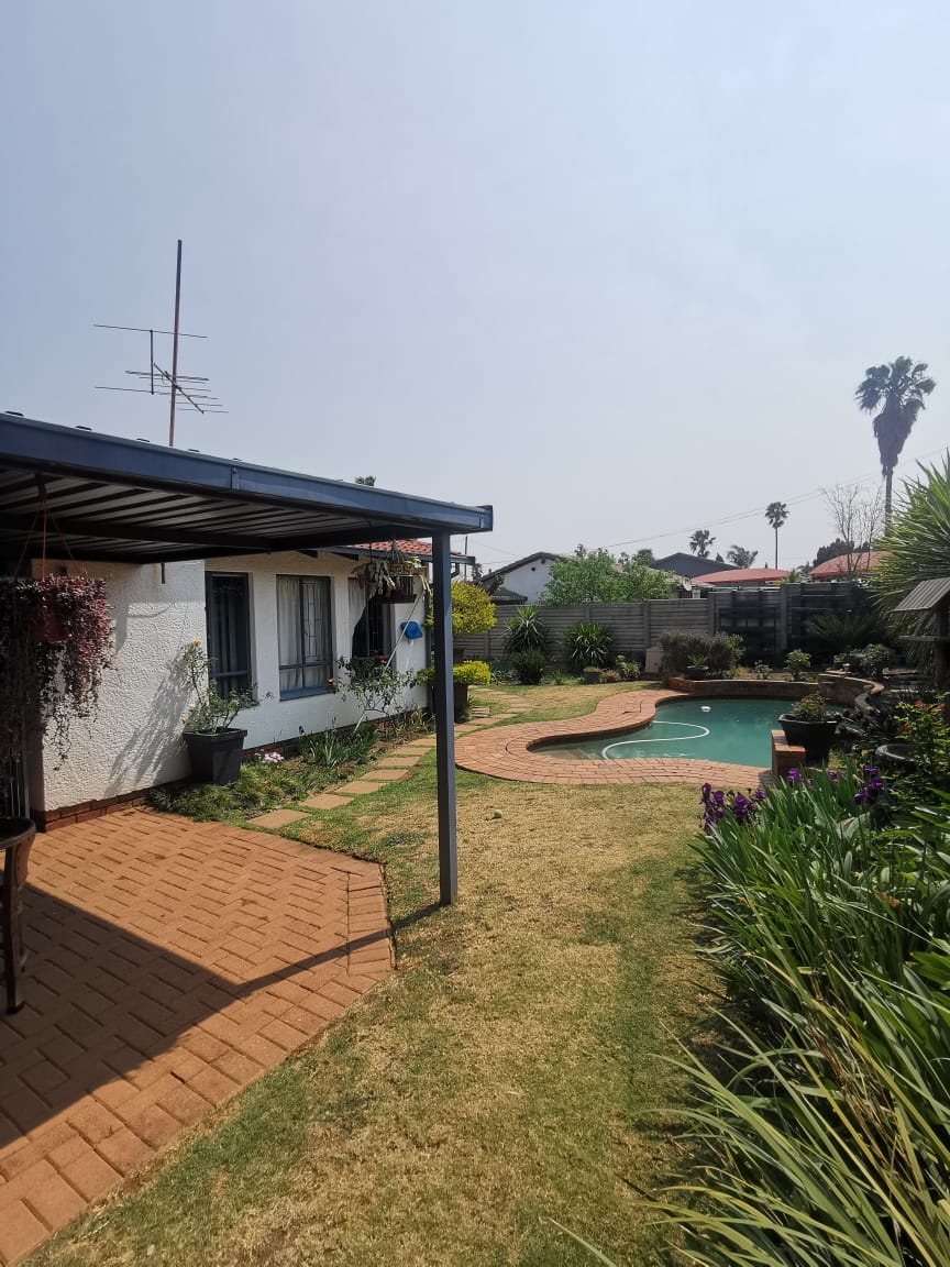 2 Bedroom Property for Sale in Huntingdon Gauteng