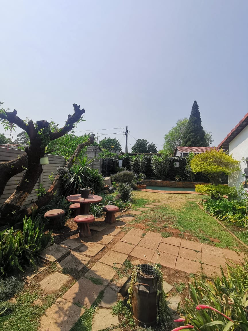 2 Bedroom Property for Sale in Huntingdon Gauteng