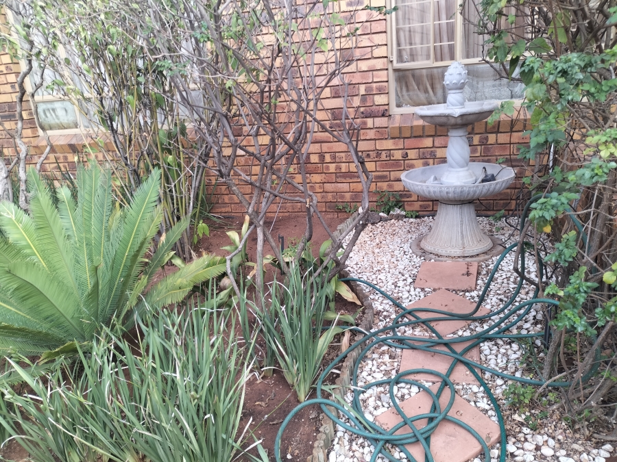 2 Bedroom Property for Sale in Amandasig Gauteng