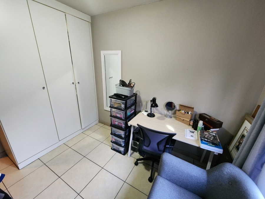 2 Bedroom Property for Sale in Ravenswood Gauteng