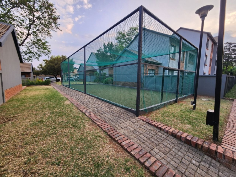 2 Bedroom Property for Sale in Ravenswood Gauteng
