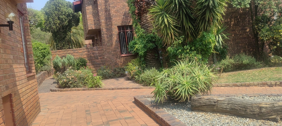 2 Bedroom Property for Sale in The Hill Gauteng