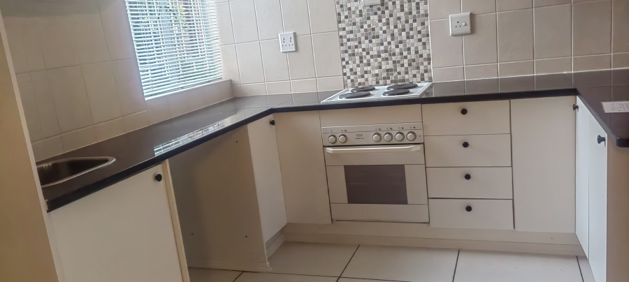2 Bedroom Property for Sale in The Hill Gauteng