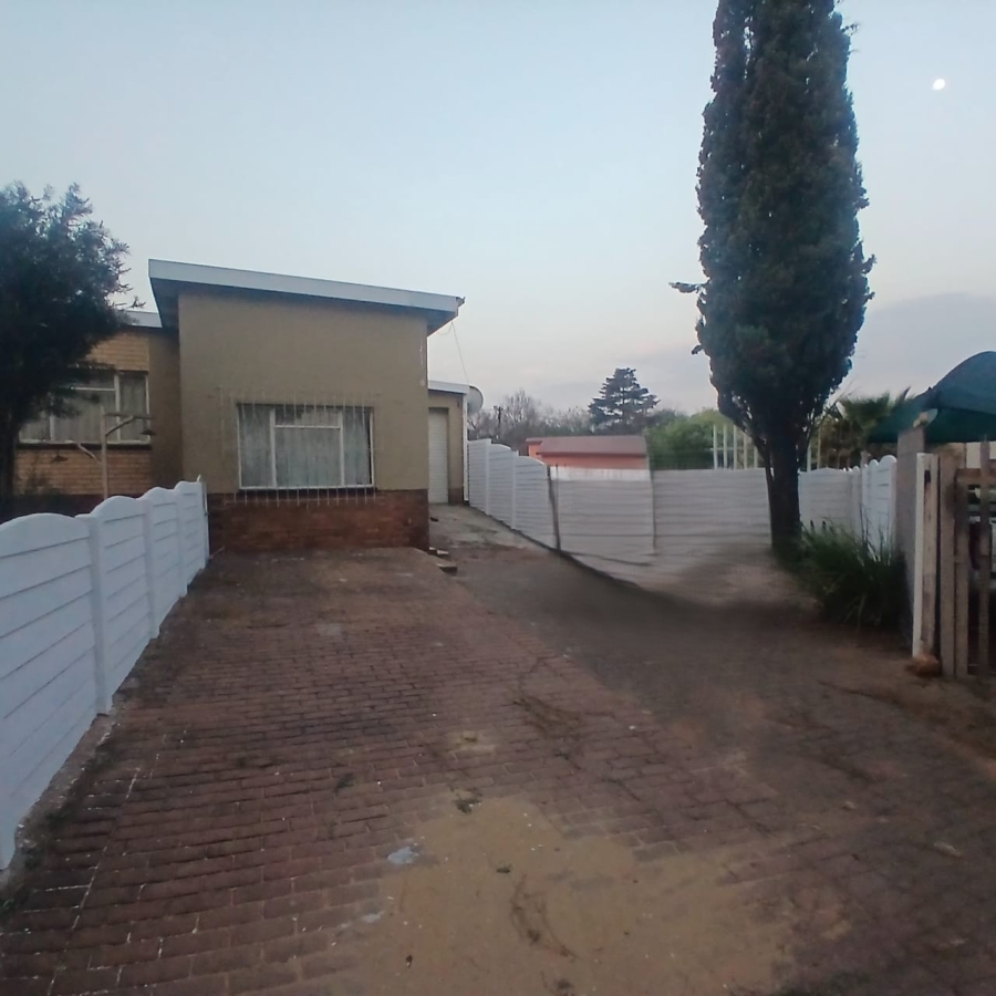 To Let 3 Bedroom Property for Rent in Visagie Park Gauteng
