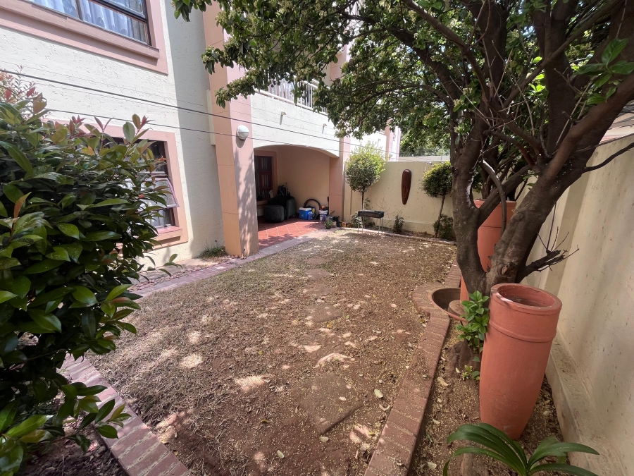2 Bedroom Property for Sale in Khyber Rock Gauteng