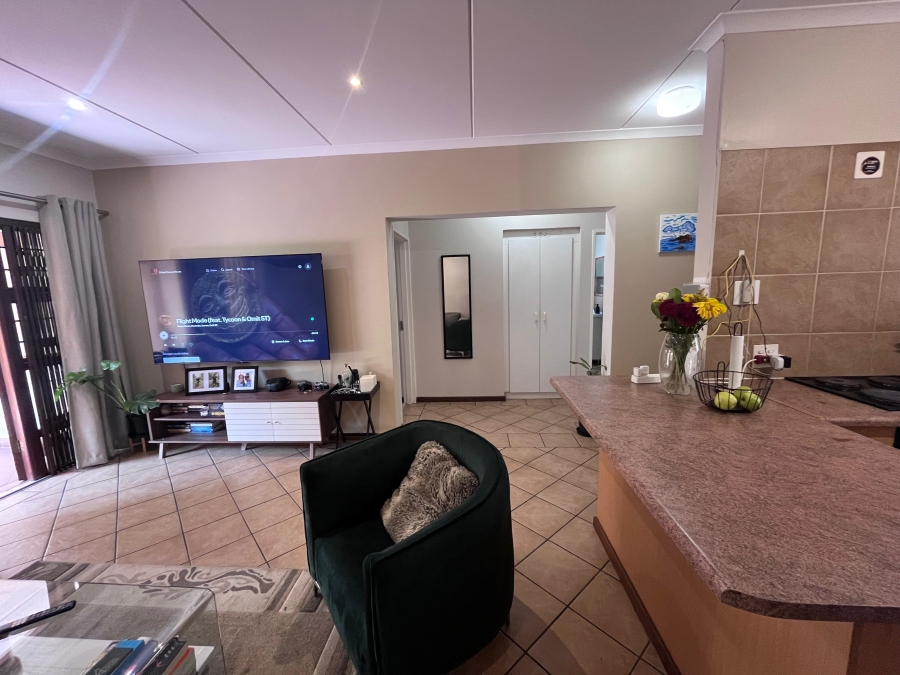 2 Bedroom Property for Sale in Khyber Rock Gauteng