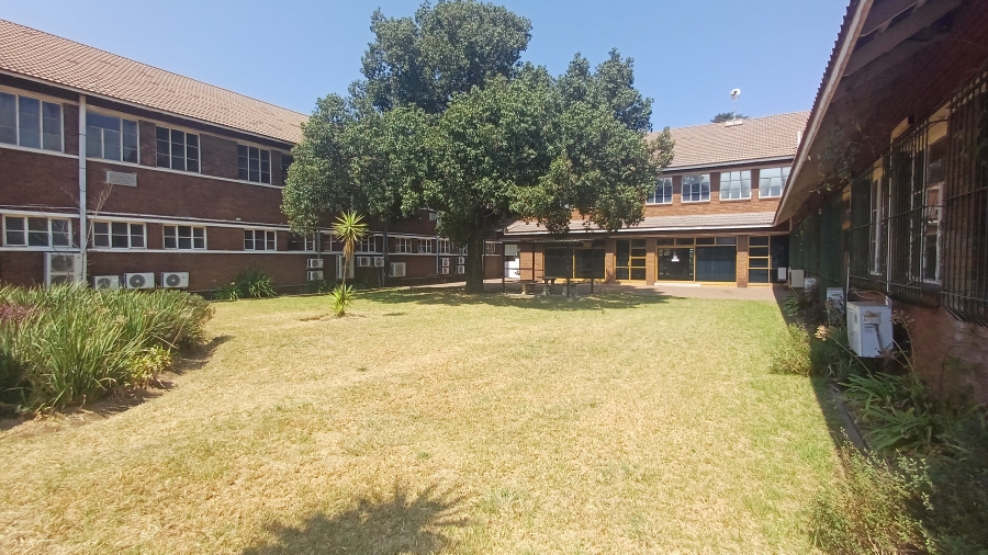 To Let commercial Property for Rent in Duncanville Gauteng
