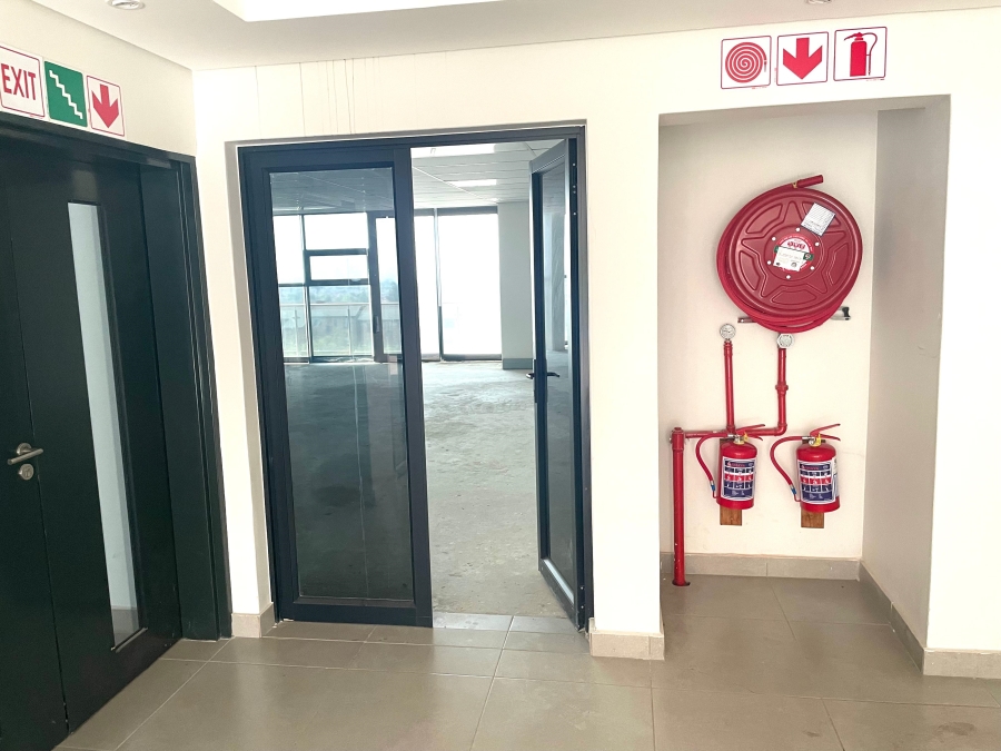 To Let commercial Property for Rent in Midridge Park Gauteng