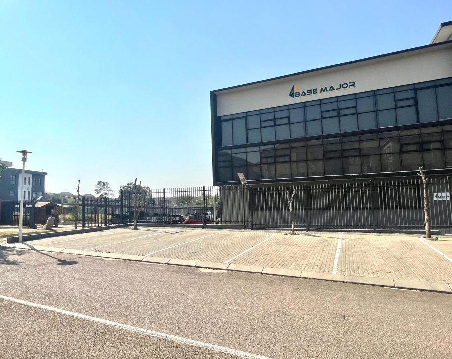 To Let commercial Property for Rent in Midridge Park Gauteng