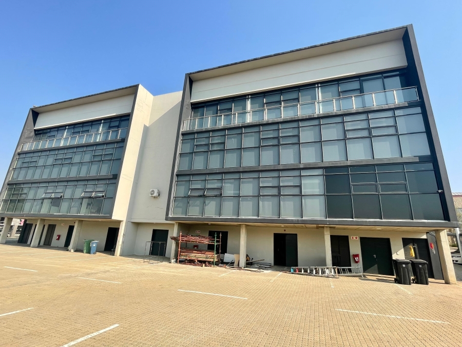 To Let commercial Property for Rent in Midridge Park Gauteng