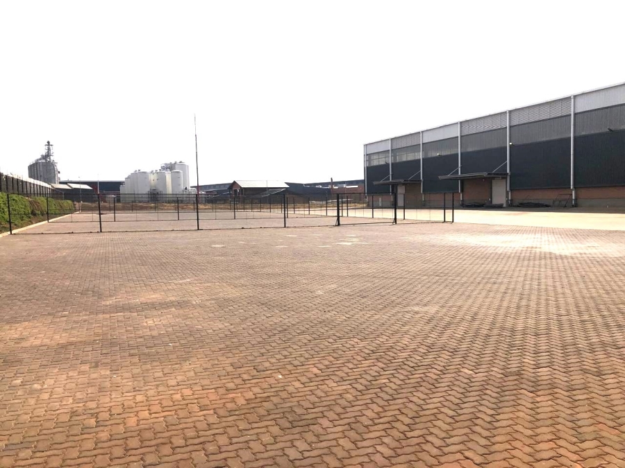 To Let commercial Property for Rent in Olifantsfontein Gauteng