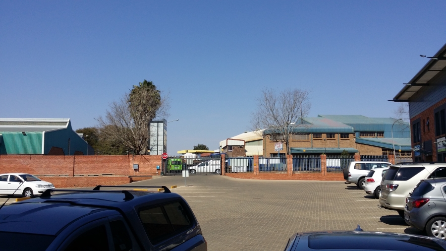 Commercial Property for Sale in Hennops Park Industrial Gauteng