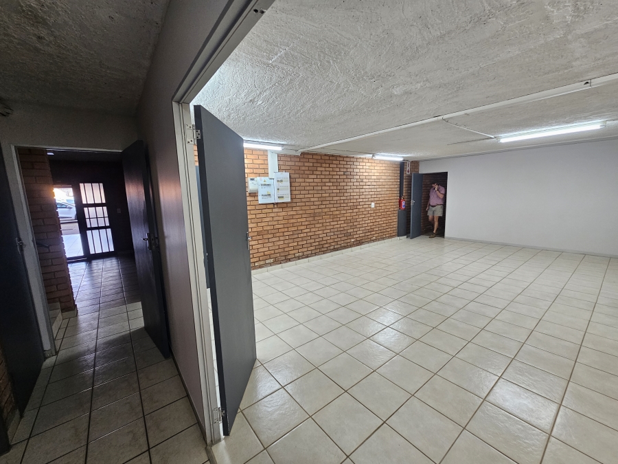 Commercial Property for Sale in Hennops Park Industrial Gauteng