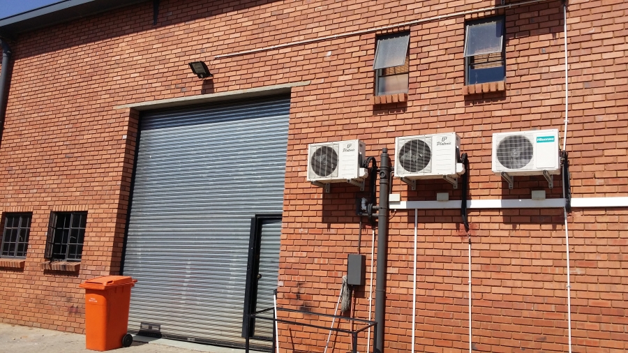Commercial Property for Sale in Hennops Park Industrial Gauteng