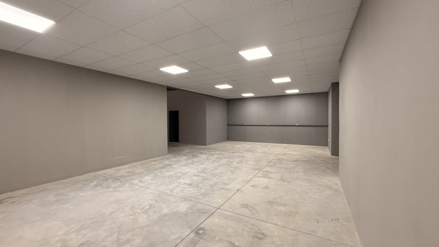 To Let commercial Property for Rent in Knoppieslaagte Gauteng