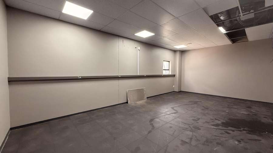 To Let commercial Property for Rent in Knoppieslaagte Gauteng