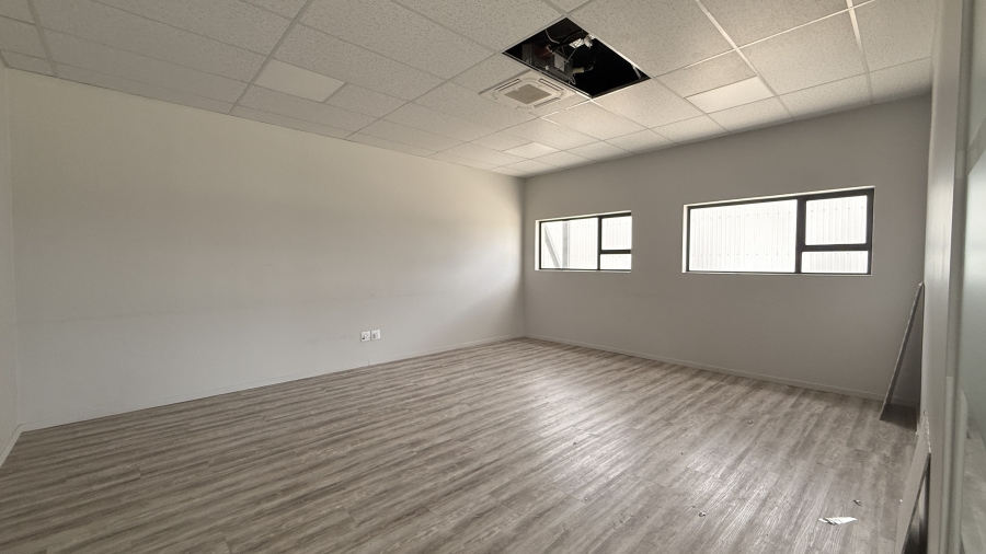 Commercial Property for Sale in Knoppieslaagte Gauteng