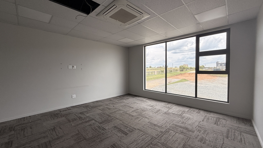 Commercial Property for Sale in Knoppieslaagte Gauteng