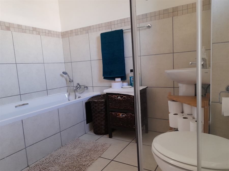 1 Bedroom Property for Sale in Barbeque Downs Gauteng