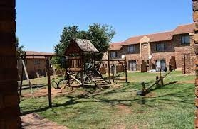 2 Bedroom Property for Sale in Halfway Gardens Gauteng