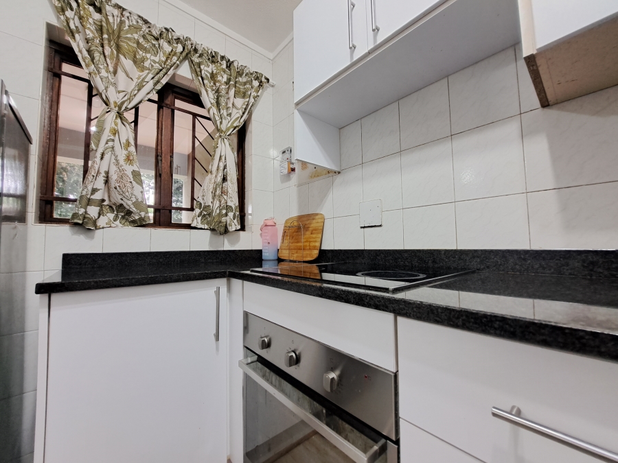1 Bedroom Property for Sale in Benmore Gardens Gauteng