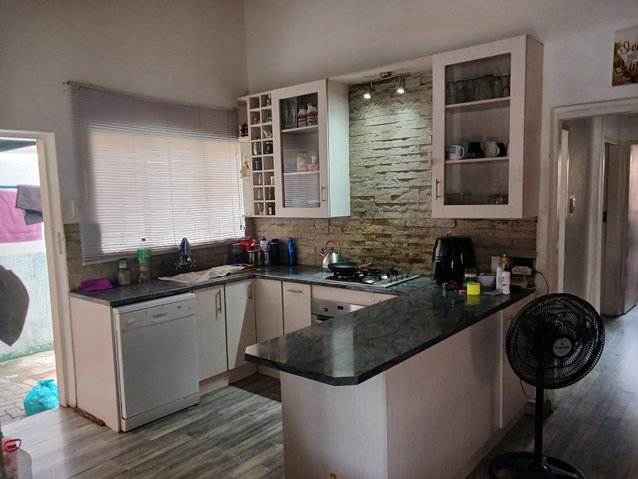 3 Bedroom Property for Sale in Lyttelton Manor Gauteng