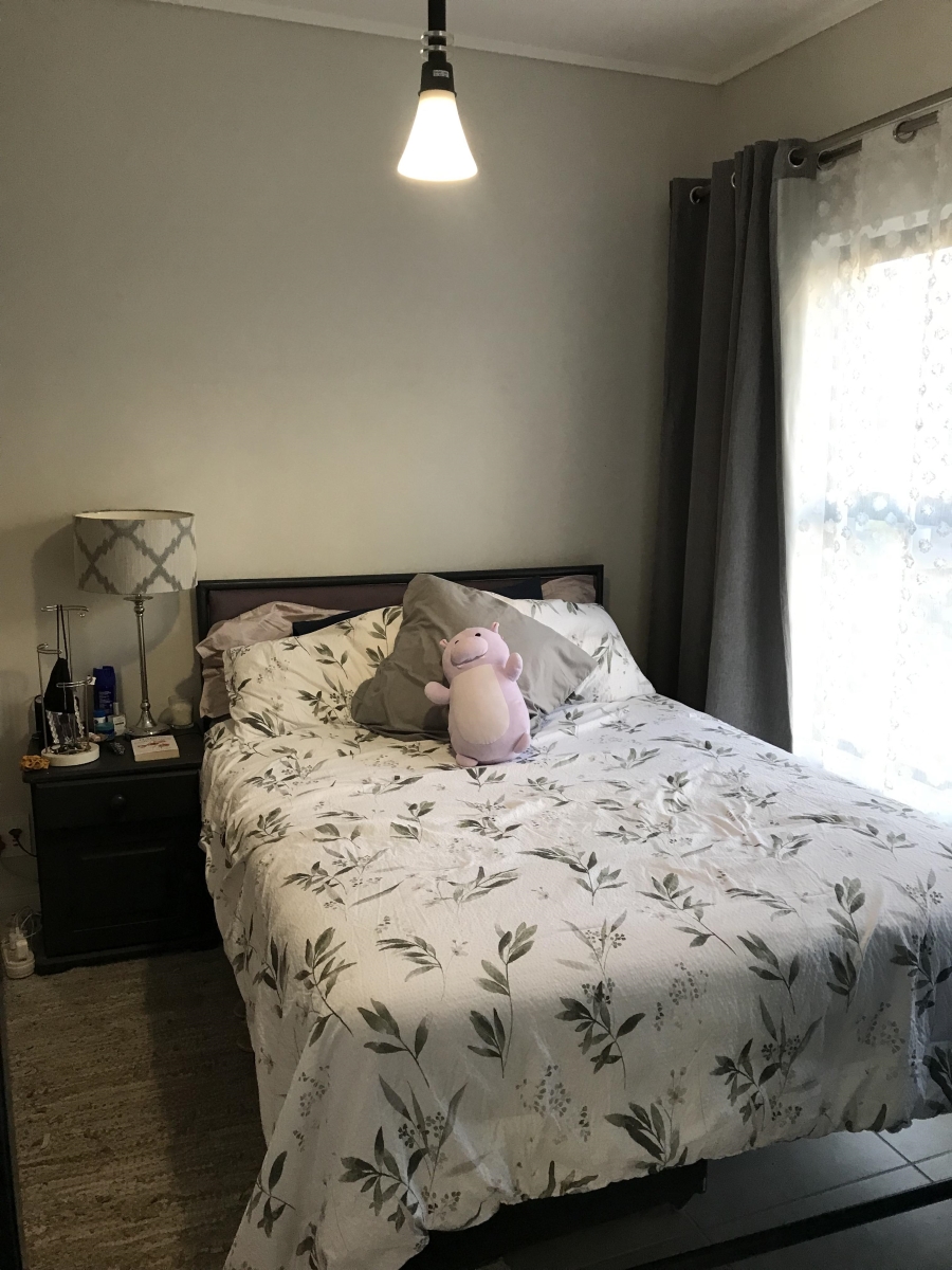 1 Bedroom Property for Sale in Waterfall Gauteng