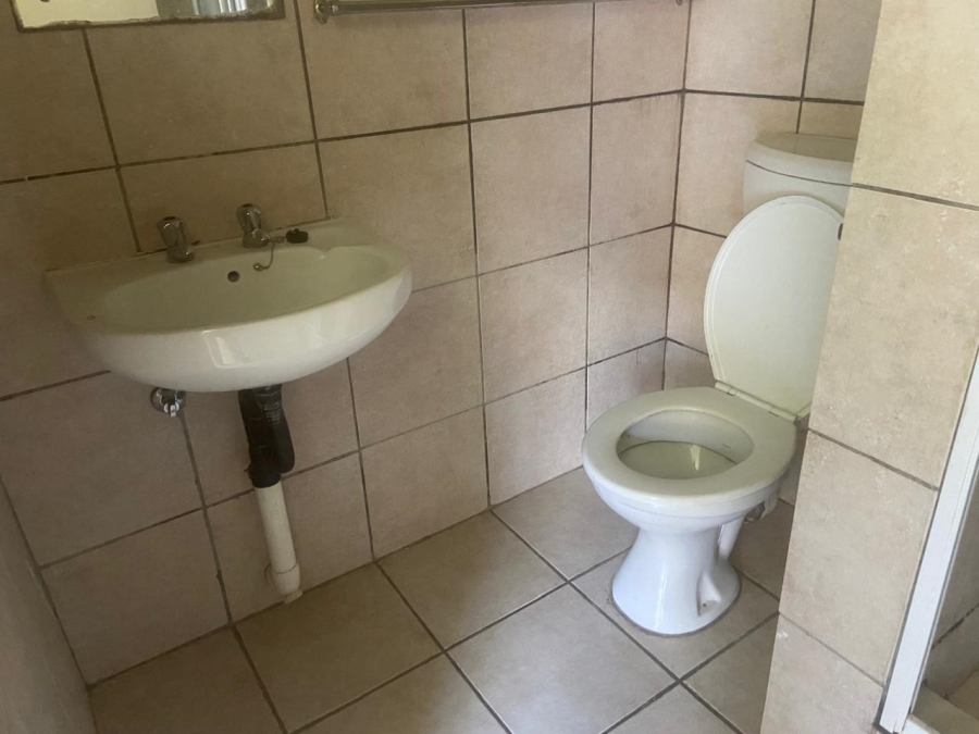 1 Bedroom Property for Sale in Braamfontein Werf Gauteng