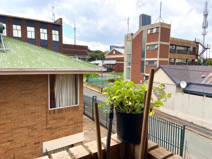 1 Bedroom Property for Sale in Braamfontein Werf Gauteng