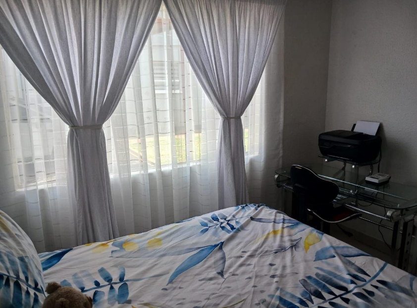 1 Bedroom Property for Sale in Germiston South Gauteng