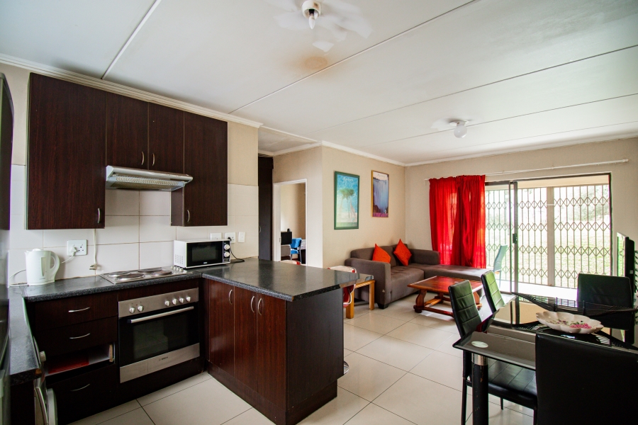 2 Bedroom Property for Sale in Erand Gardens Gauteng