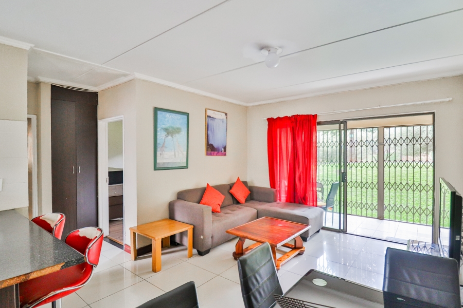 2 Bedroom Property for Sale in Erand Gardens Gauteng