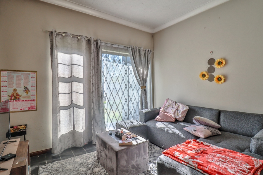 2 Bedroom Property for Sale in Erand Gardens Gauteng