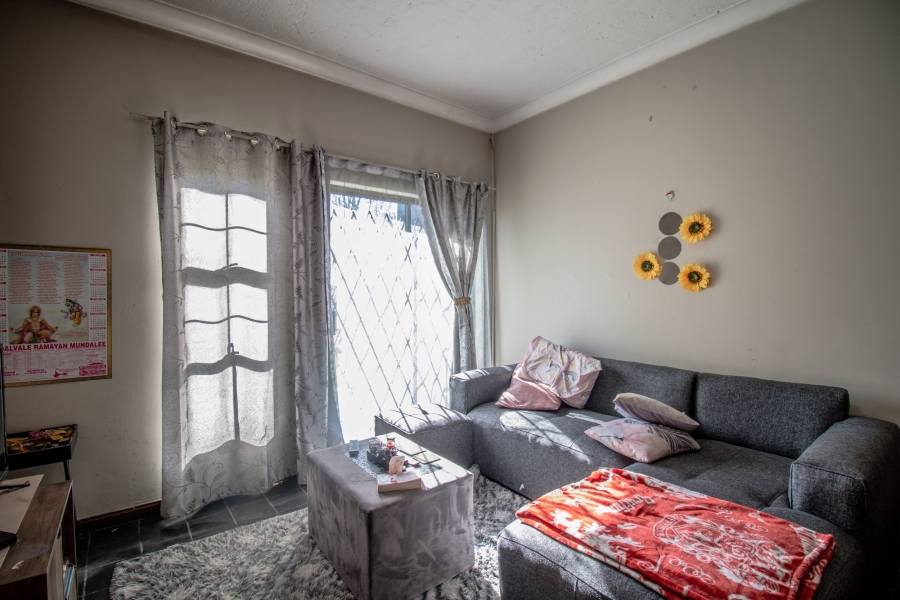 2 Bedroom Property for Sale in Erand Gardens Gauteng