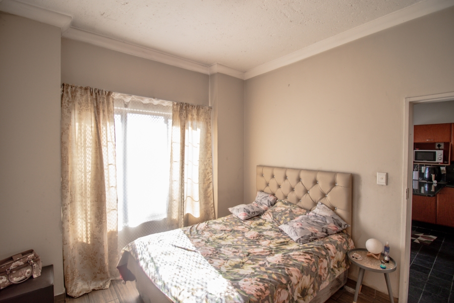 2 Bedroom Property for Sale in Erand Gardens Gauteng