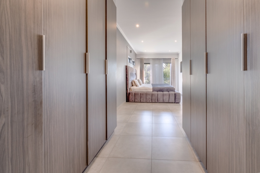 3 Bedroom Property for Sale in Bryanston Gauteng