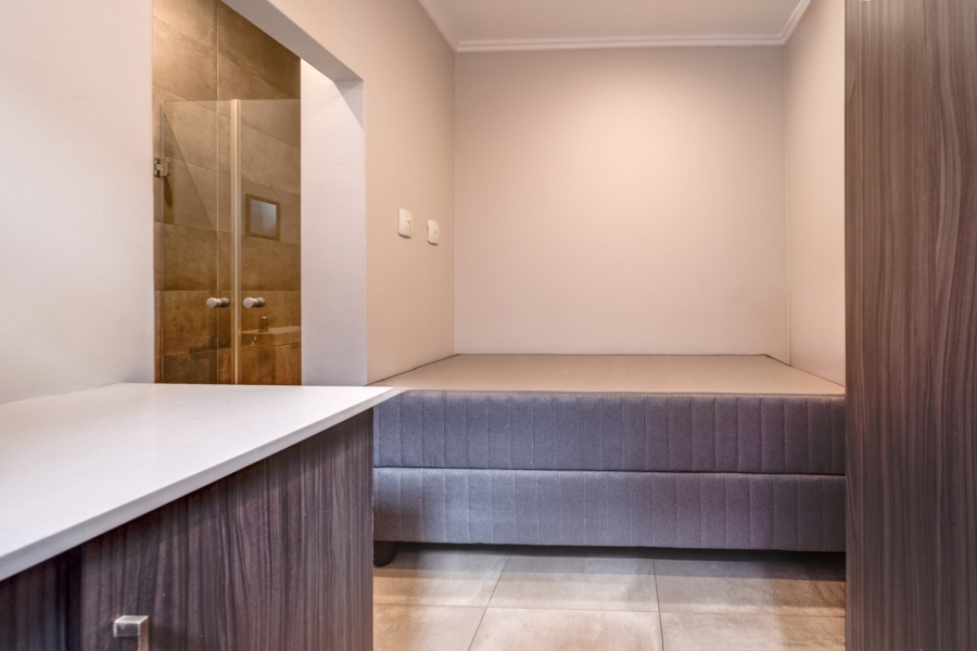 3 Bedroom Property for Sale in Bryanston Gauteng