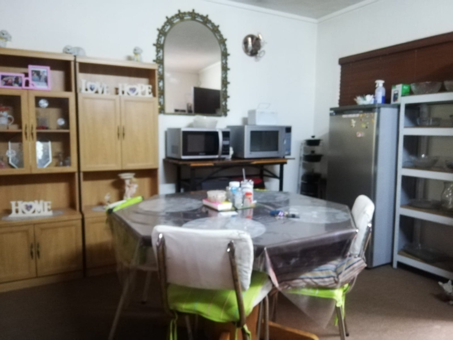 2 Bedroom Property for Sale in Three Rivers Proper Gauteng