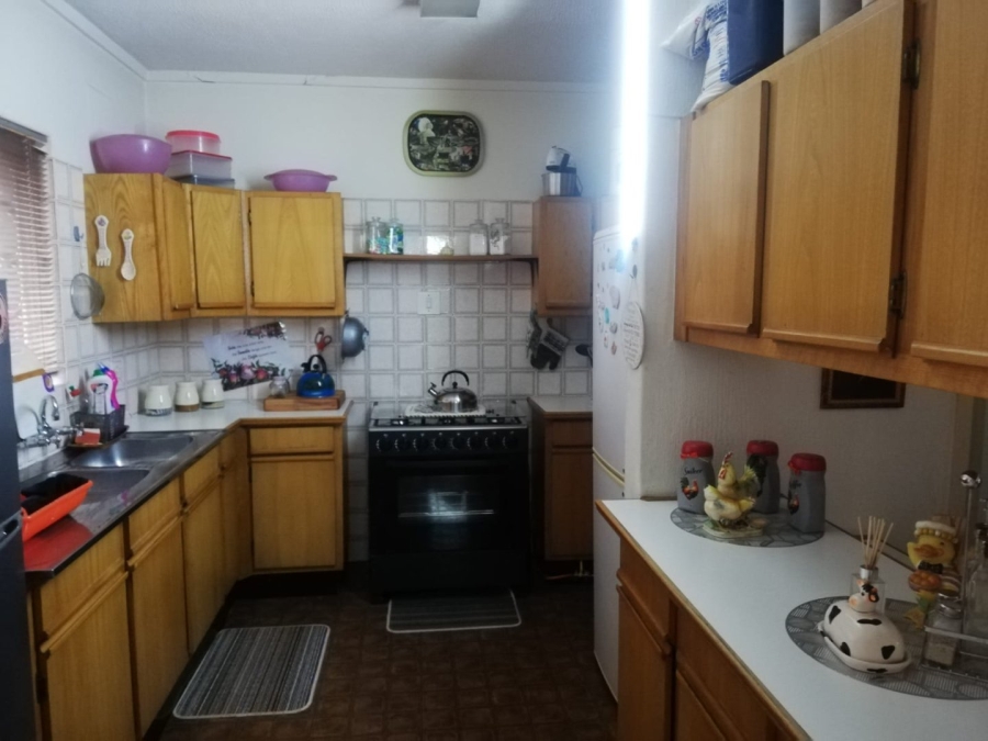 2 Bedroom Property for Sale in Three Rivers Proper Gauteng