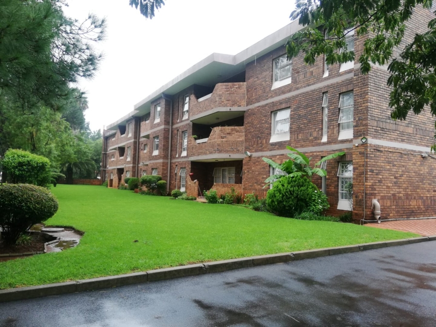 2 Bedroom Property for Sale in Three Rivers Proper Gauteng