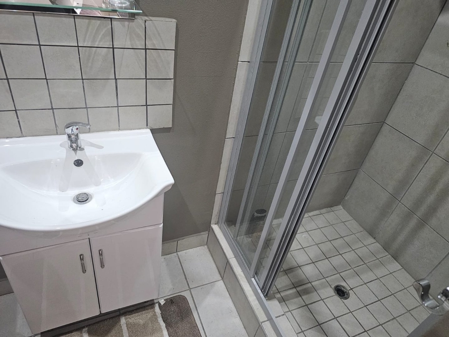 3 Bedroom Property for Sale in Lochvaal Gauteng