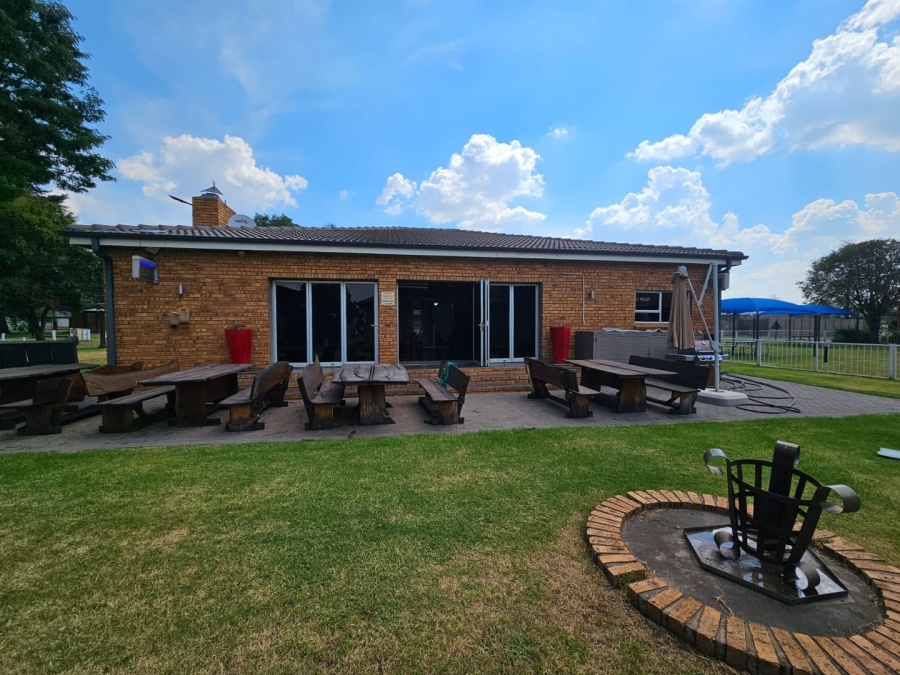 3 Bedroom Property for Sale in Lochvaal Gauteng