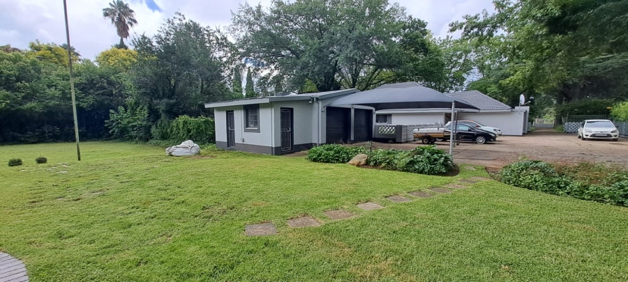 3 Bedroom Property for Sale in Three Rivers Proper Gauteng