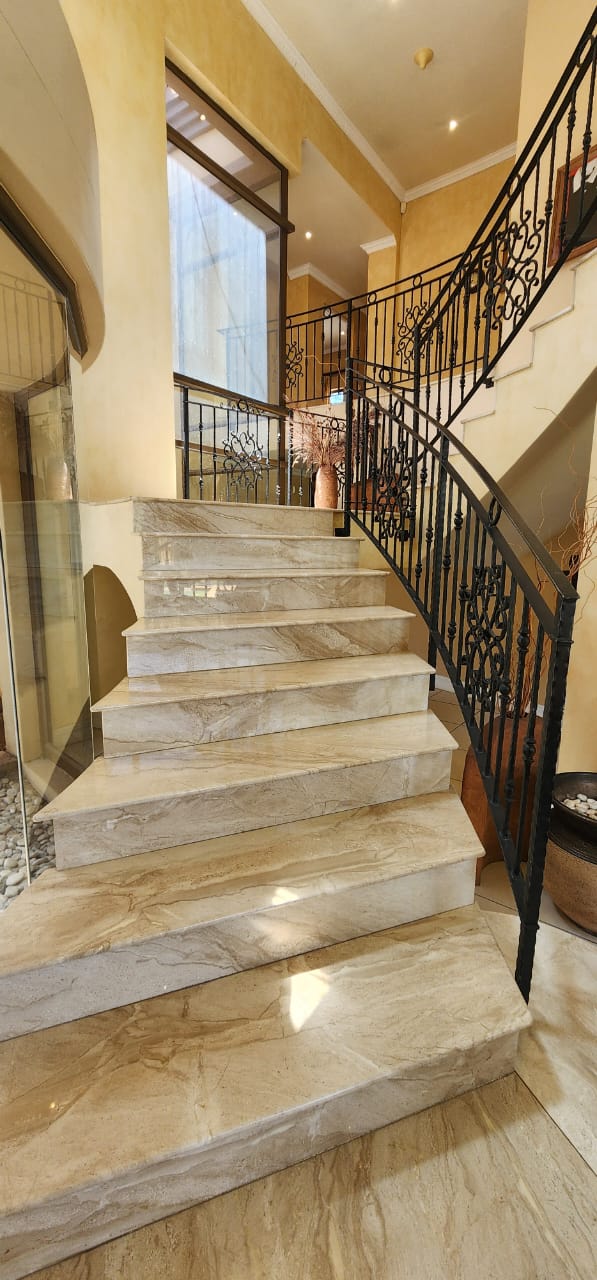 6 Bedroom Property for Sale in Northdene Gauteng
