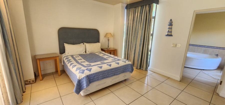 6 Bedroom Property for Sale in Northdene Gauteng