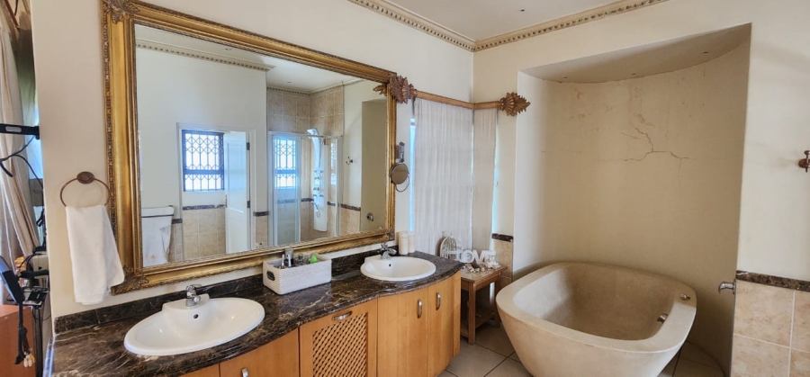 6 Bedroom Property for Sale in Northdene Gauteng
